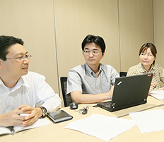 本社画像1