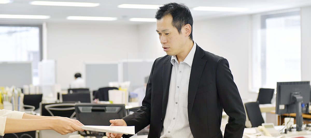 経営陣の判断材料となる客観データを集積して戦略立案。